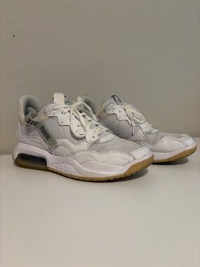 Jordan MA2 White Sesame size 10
